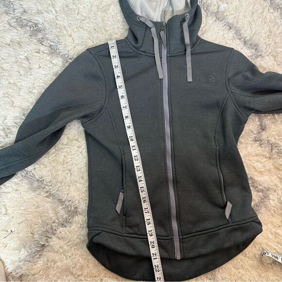 The north Face jacket - Picture 9 of 11